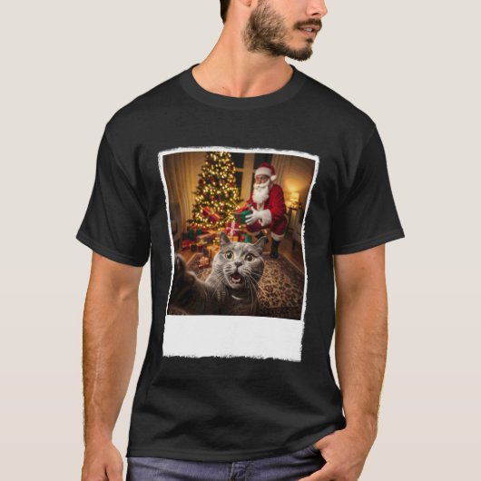 Grappige Kerstkat Selfie met Kerstman Geschenken C T-shirt (Voorkant)