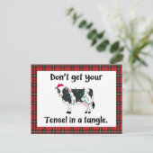 Grappige Kerstkoe Vakantie Tinsel In Een Knoop Feestdagenkaart (Staand voorkant)