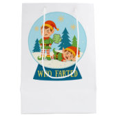 Grappige Kerstman en elfen 'Wie scheet?' Medium Cadeauzakje (Achterkant)