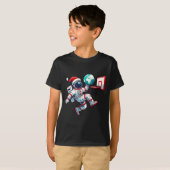 Grappige Kerstman Hoed Astronaut Dunking Aarde Bas T-shirt (Voorkant volledig)