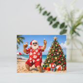 Grappige Kerstman op tropisch eiland Feestdagenkaart (Staand voorkant)