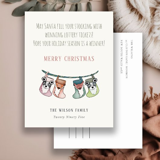 Grappige Kerstman Vult Kousen Met Loterij Kerst Feestdagenkaart