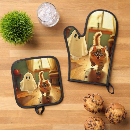 Grappige Kitten Spooky Vriend Ovenwant & Pannenlap Set (Top down)