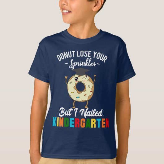 Grappige kleuterdiploma kinderen donut afstuderen t-shirt (Voorkant)