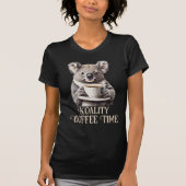 Grappige Koala Drink koffie bewerkbare tekst T-shirt (Voorkant)