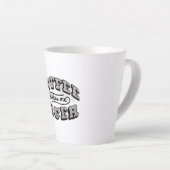 Grappige koffiemok - "Koffie maakt me aardiger" Latte Mok (Rechterhoek)