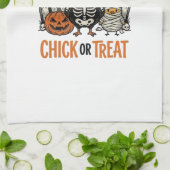 Grappige Kuiken Of Behandeling Halloween Kip Grafi Theedoek (Gevouwen)