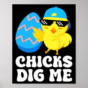 Grappige kuikens graven naar mij voor mannen jonge poster