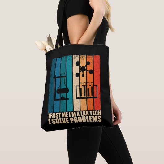 Grappige lab tech  laborant humor tote bag (Dichtbij)