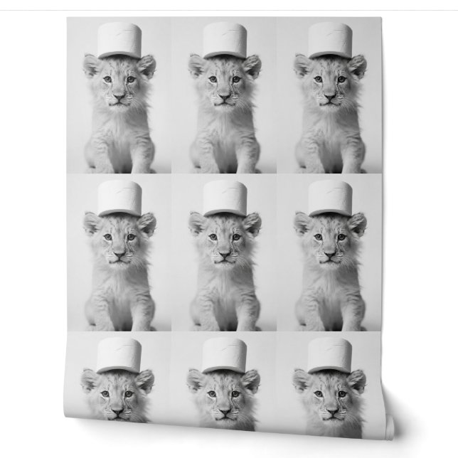 Grappige Leeuwenwelp met Toiletpapier Hoed Minimal Behang (Afrollen)