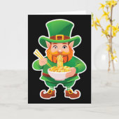 Grappige Leprechaun Eet Ramen Noedels St. Patrick' Kaart (Gele Bloem)