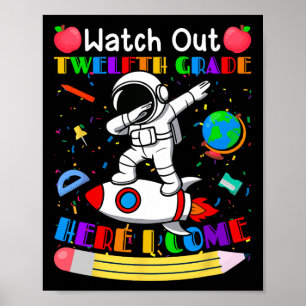 Grappige Let op Senior Hier Kom Ik Astronaut Poster