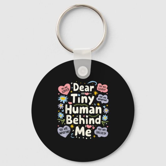 Grappige lieve kleine mens achter me sleutelhanger (Voorkant)