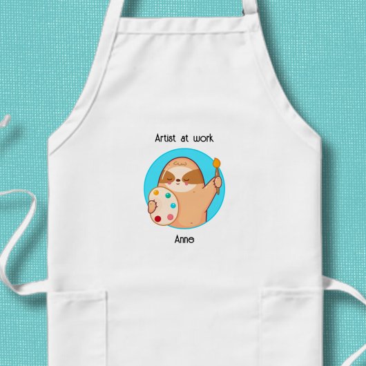 Grappige luiaard kunstenaar aan het werk lang schort