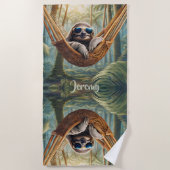 Grappige luiaard met zonnebril in een hangmat, per strandlaken (Voorkant)