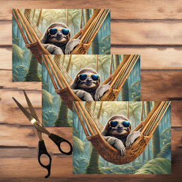 Grappige luiaard met zonnebril in een hangmat, tissuepapier