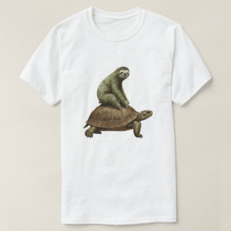 Grappige Luiaard Rijdende Schildpad - Slow Dierenv T-shirt