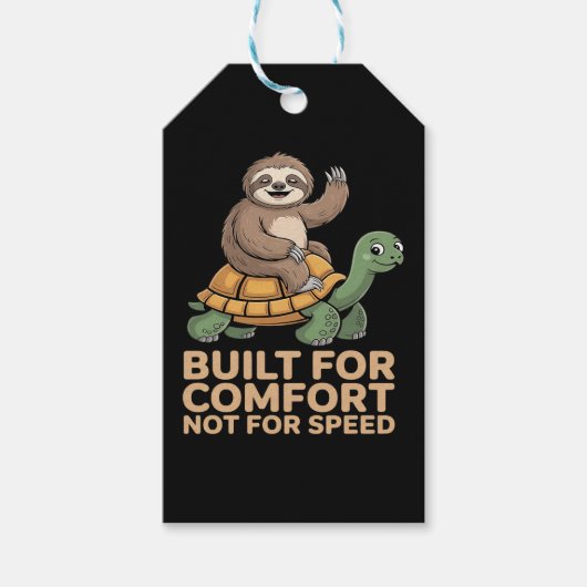 Grappige luiaard rijdt op schildpad cadeaulabel (Voorkant)