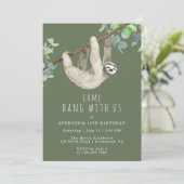 Grappige luiaard schattig bos groene kinderen verj kaart (Staand voorkant)