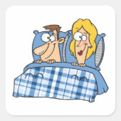 Grappige man en vrouw naar bed vierkante sticker (Voorkant)