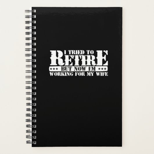 Grappige man pensioen - nu werken voor vrouw planner (Voorkant)