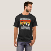 Grappige Mannen Skydiving Vader Als Een Normale Va T-shirt (Voorkant volledig)