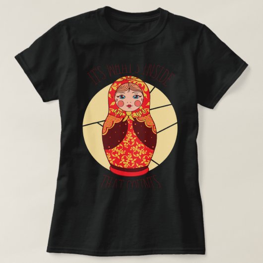 Grappige Matryoshka Russische Nesting Dolls T-shirt (Design voorkant)