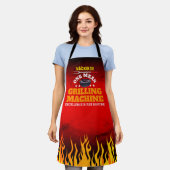 Grappige Mean Grilling Machine met Naam en Vlam Schort (Gedragen)