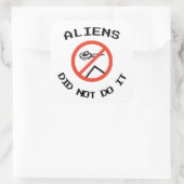 Grappige minimalistische aliens deden het niet vierkante sticker (Tas)