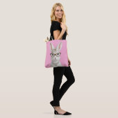 Grappige modekonijn met luipaardbril tote bag (Op model)