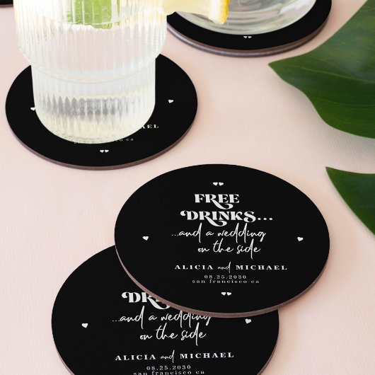Grappige moderne gratis drinken bruiloft opslaan v kartonnen onderzetters