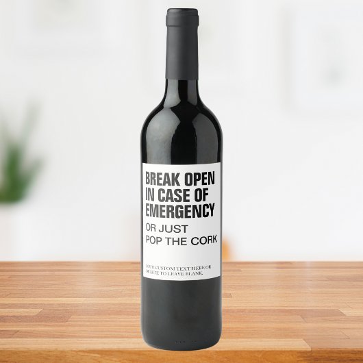 Grappige moderne openbreek noodgeval wijn aangepas etiket