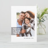 Grappige moderne typografie covid christusmasker f feestdagenkaart (Staand voorkant)