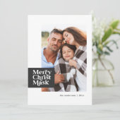 Grappige moderne typografie covid christusmasker f feestdagenkaart (Staand voorkant)