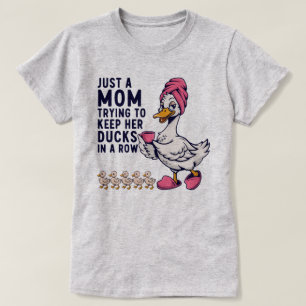 Grappige Moeder die Probeert Haar Eenden in het Ge T-shirt