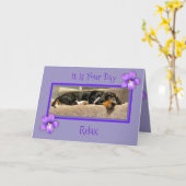 Grappige "Moederdag" Kaart W / Basset Hound Puppy (Gele Bloem)