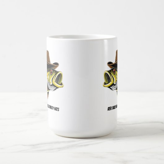 Grappige Mok Bass Vis met een Cowboy Pet (Center)