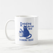 Grappige mok met 'Lezen en koffie drinken' (Links)