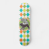 Grappige Mopshond; Kleurrijk Argyle patroon Skateboard (Voorkant)