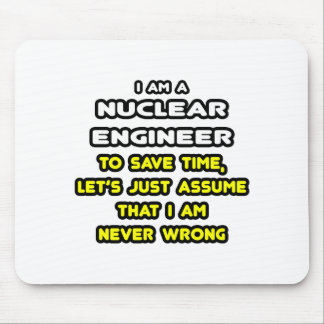 Grappige Nuclear Engineer T-shirts en geschenken Muismat