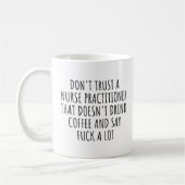 Grappige Nurse Practitioner Gift NP Afstudeerder m Koffiemok (Links)