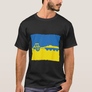 Grappige Oekraïense boer met tractor steelt een Ru T-shirt