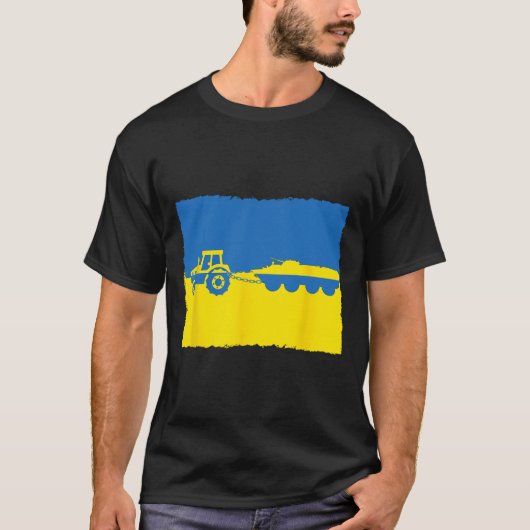 Grappige Oekraïense boer met tractor steelt een Ru T-shirt (Voorkant)