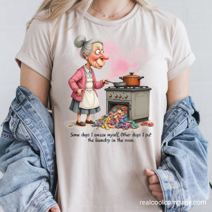 Grappige oma stopt was in de oven Tri-Blend shirt