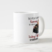 Grappige oma wilde kalkoen jagen Mok (Voorkant rechts)