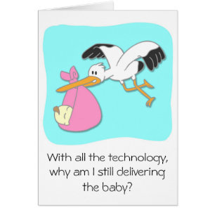 Grappige ooievaar die baby cartoon draagt