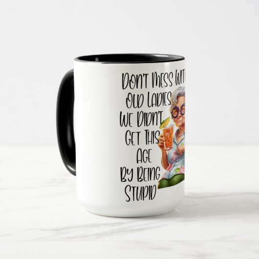 Grappige oude dame mok (Voorkant links)