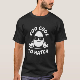 Grappige paaseieren decoratie met zonnebril meme t-shirt
