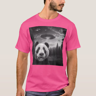 Grappige panda selfie bij buitenaardse UFO-invasie T-shirt