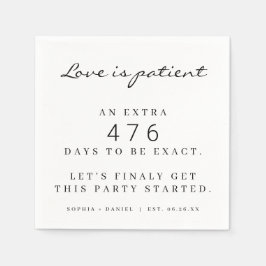 Grappige pandemische bruiloft uitgestelde liefde i servet